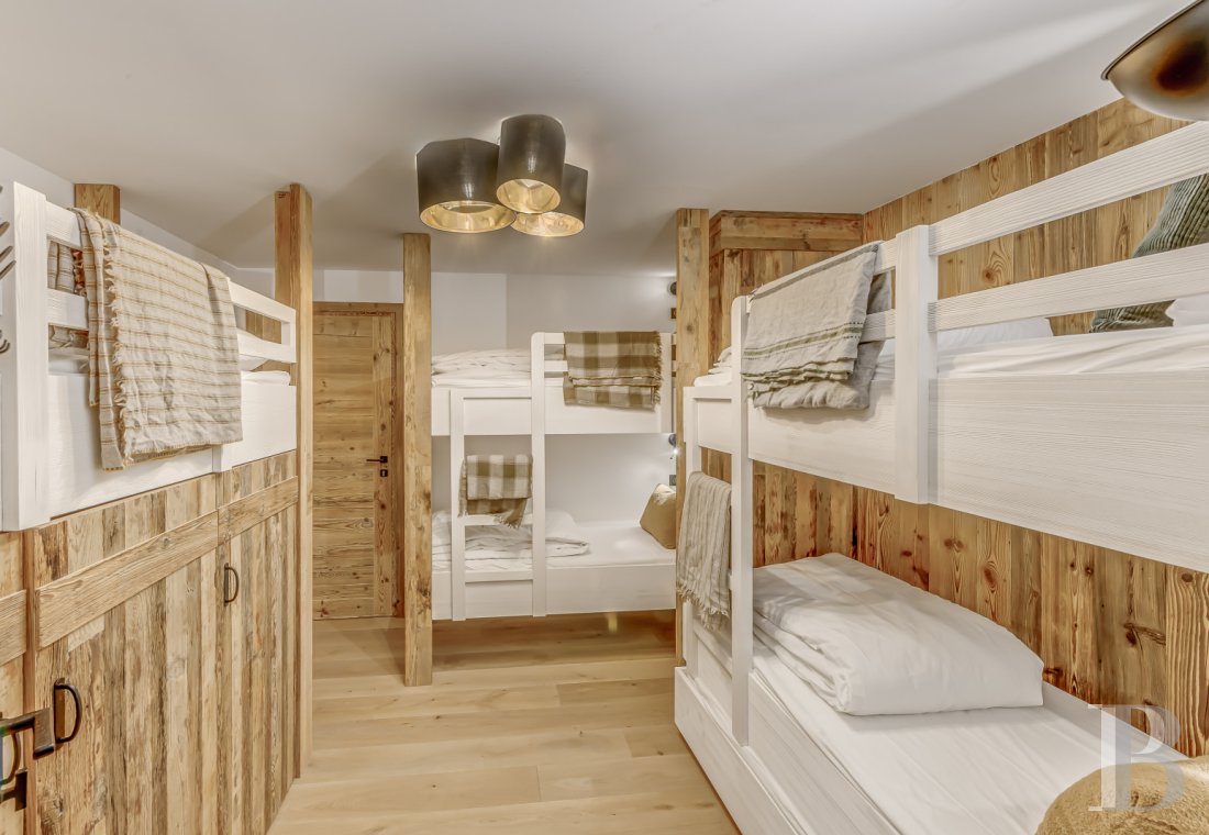 A former village house completely renovated to create a luxurious chalet in Tignes-les-Brévières in Savoie - photo  n°21